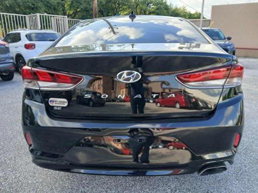 BLACK 2019 Hyundai SONATA SE