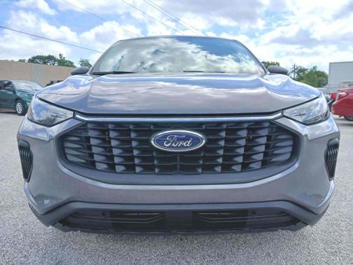 Carbonized Gray Metallic 2024 Ford Escape Active