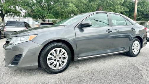 2014 Toyota Camry LE