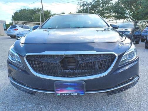 2017 Buick LaCrosse Essence