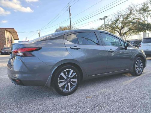 2024 Nissan Versa 1.6 SV
