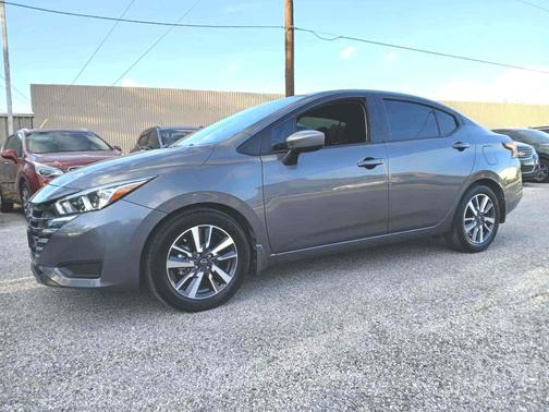 2024 Nissan Versa 1.6 SV