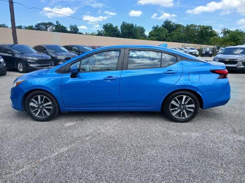 Electric Blue Metallic 2021 Nissan Versa 1.6 SV