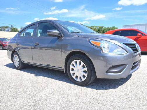 2019 Nissan Versa 1.6 S+