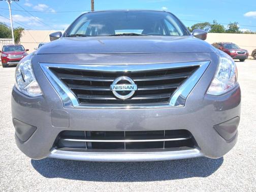 2019 Nissan Versa 1.6 S+