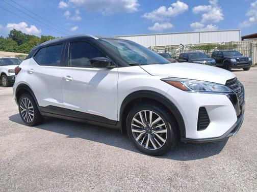 2024 Nissan Kicks SV