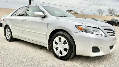 2010 Toyota Camry LE