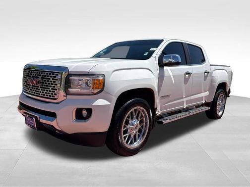 Summit White 2020 GMC Canyon DENALI
