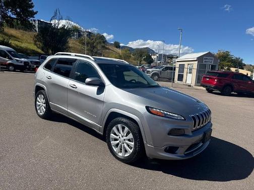 2017 Jeep Cherokee OVERLAND