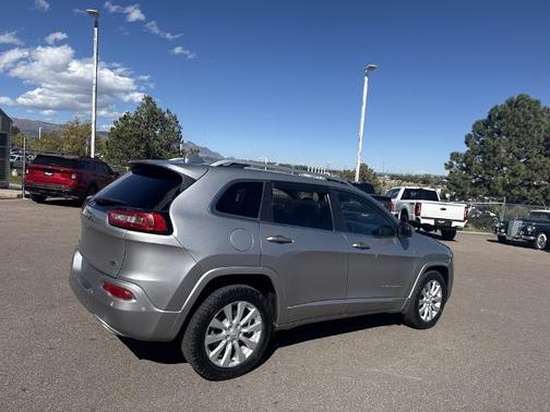 2017 Jeep Cherokee OVERLAND