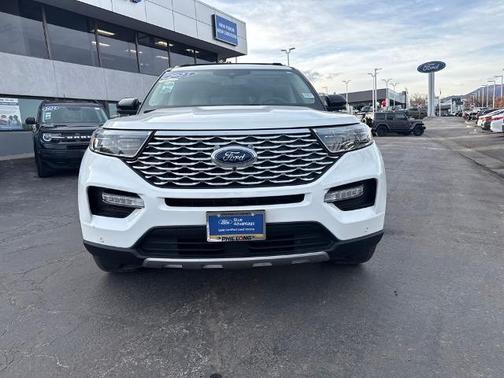 2023 Ford Explorer PLATINUM