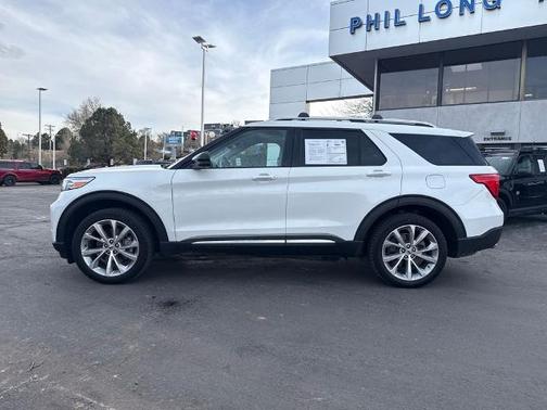 2023 Ford Explorer PLATINUM