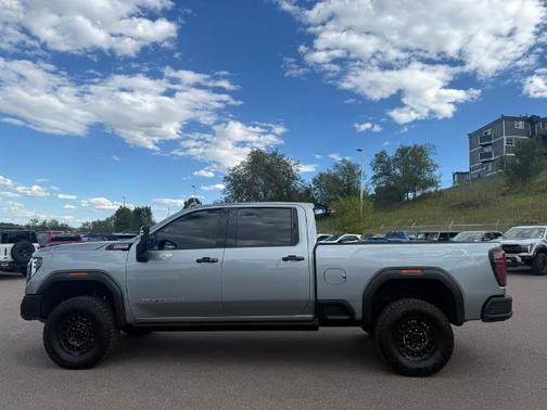 2025 GMC Sierra 1500 AT4X