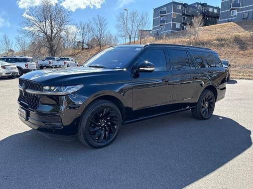 2025 Lincoln Navigator L RESERVE