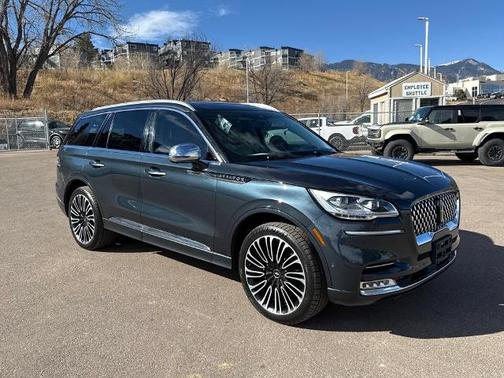 2022 Lincoln Aviator BLACK LABEL