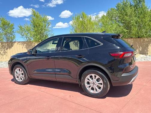 AGATE BLACK METALLIC 2025 Ford Escape ACTIVE