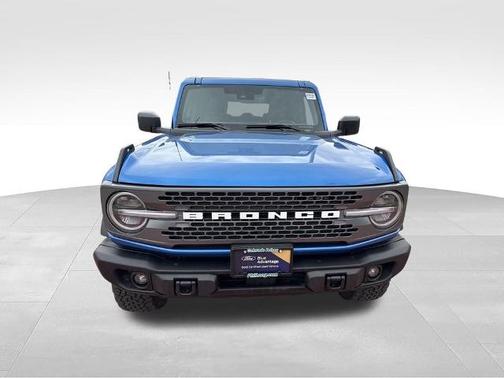 VELOCITY BLUE METALLIC 2025 Ford Bronco BADLANDS