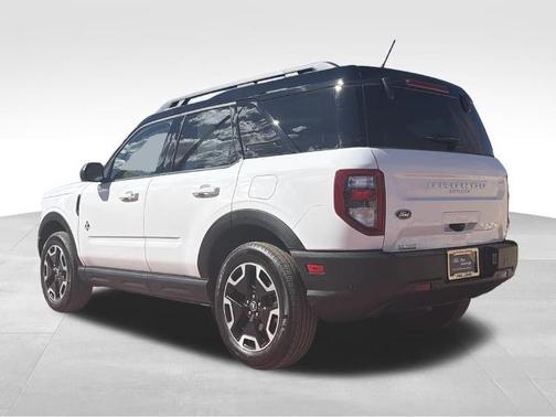 OXFORD WHITE 2024 Ford Bronco Sport OUTER BANKS