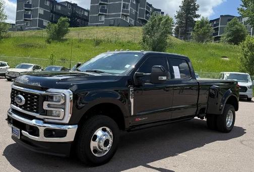 2024 Ford F-350 LARIAT SUPER DUTY
