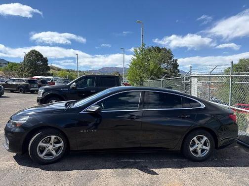 Mosaic Black Metallic 2017 Chevrolet Malibu LS W/1LS