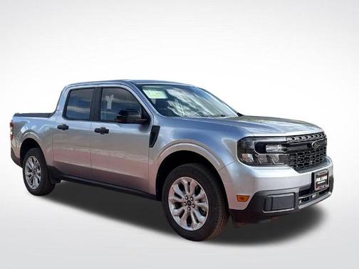ICONIC SILVER METALLIC 2023 Ford Maverick XLT