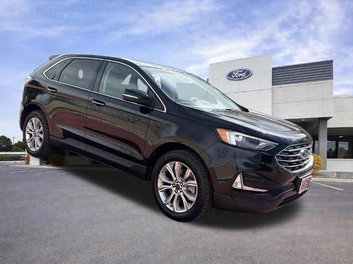 AGATE BLACK METALLIC 2024 Ford Edge TITANIUM