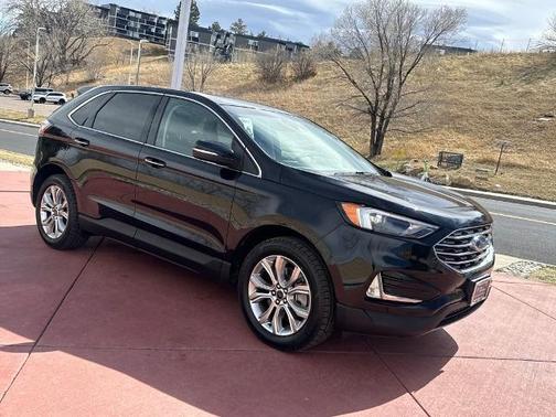 AGATE BLACK METALLIC 2024 Ford Edge TITANIUM