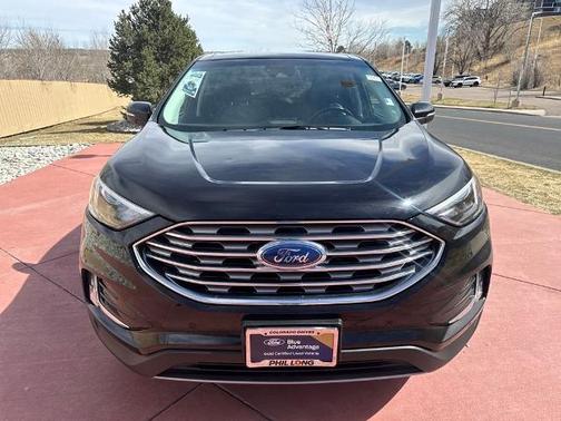 AGATE BLACK METALLIC 2024 Ford Edge TITANIUM