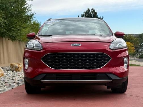 2020 Ford Escape TITANIUM