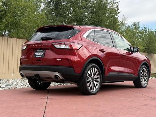 2020 Ford Escape TITANIUM