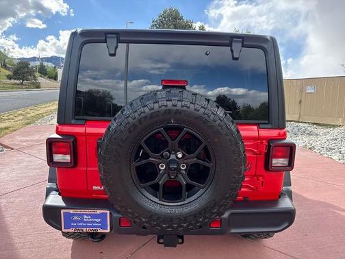 Firecracker Red Clearcoat 2025 Jeep Wrangler SPORT