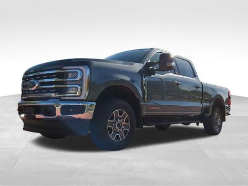 CARBONIZED GREY 2025 Ford F-350 LARIAT SUPER DUTY