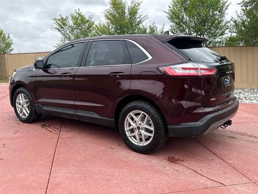 BURGUNDY VELVET MET TINT CC 2023 Ford Edge SEL
