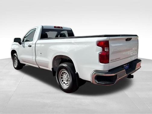 Summit White 2026 Chevrolet Silverado 1500 WT