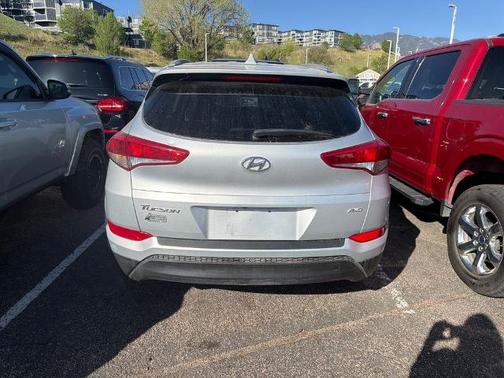 Molten Silver 2018 Hyundai TUCSON SEL