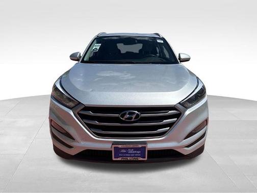 Molten Silver 2018 Hyundai TUCSON SEL