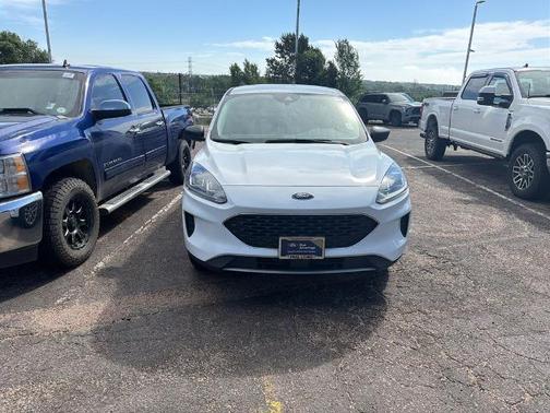 OXFORD WHITE 2022 Ford Escape SE