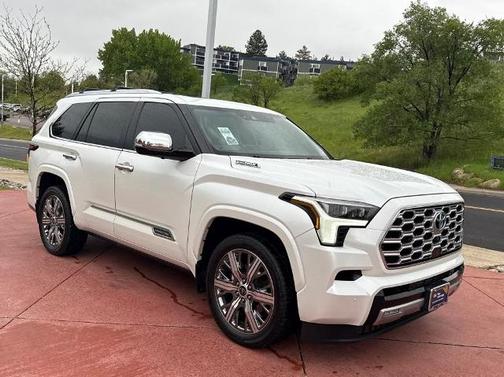 2024 Toyota Sequoia CAPSTONE