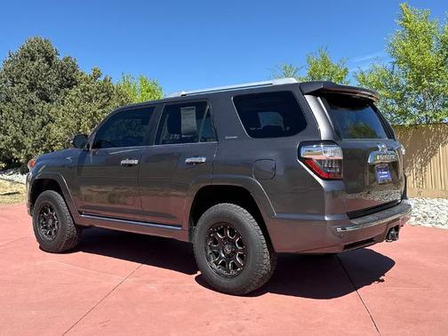 Magnetic Gray Metallic 2017 Toyota 4Runner LIMITED