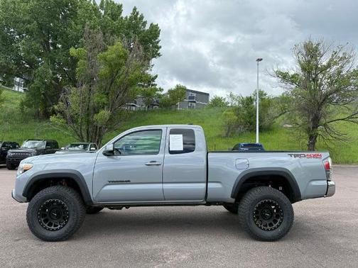 2021 Toyota Tacoma TRD OFF ROAD