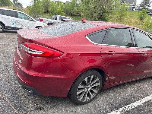 RUBY RED TINTED CLEARCOAT 2019 Ford Fusion SE