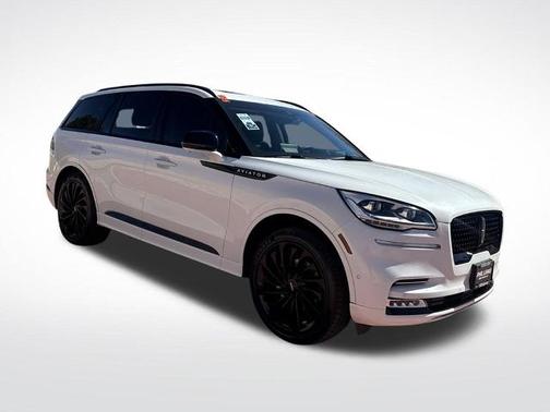 PRISTINE WHITE MET 3C 2023 Lincoln Aviator RESERVE