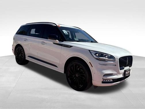 PRISTINE WHITE MET 3C 2023 Lincoln Aviator RESERVE