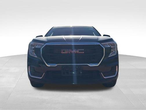 Ebony Twilight Metallic 2024 GMC Terrain SLE
