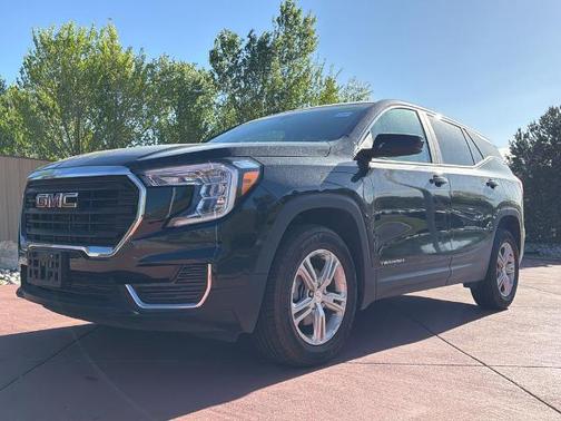 Ebony Twilight Metallic 2024 GMC Terrain SLE