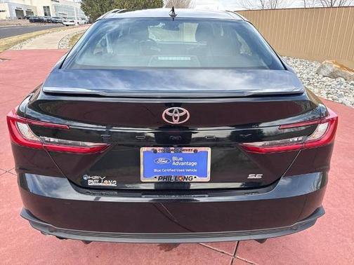 Black 2025 Toyota Camry SE