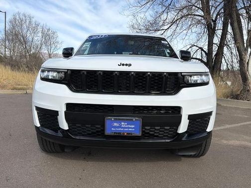 2023 Jeep Grand Cherokee LAREDO