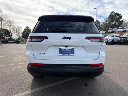 2023 Jeep Grand Cherokee LAREDO