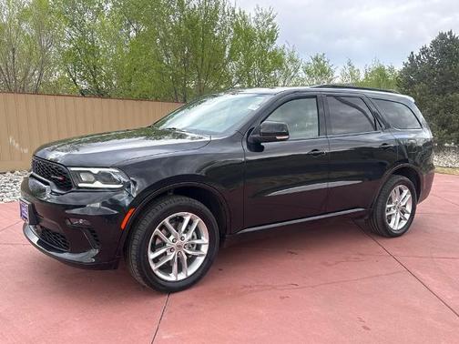 DB Black Crystal Clearcoat 2023 Dodge Durango GT