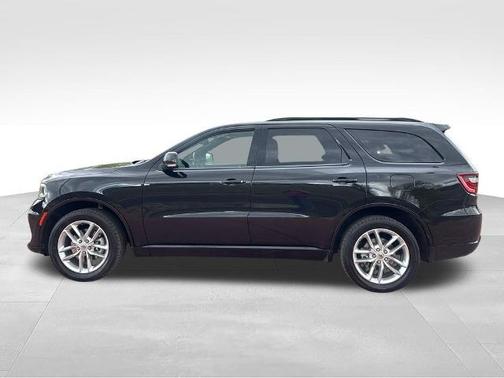 DB Black Crystal Clearcoat 2023 Dodge Durango GT